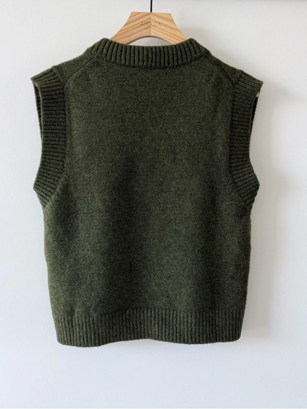 ZARA Olive Green Knit Sweater Vest V-Neck Soft Wool Blend Preppy Chic Size S - Picture 9 of 14